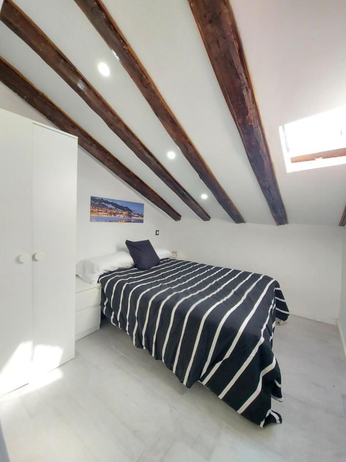 Buhardilla Appartamento Madrid